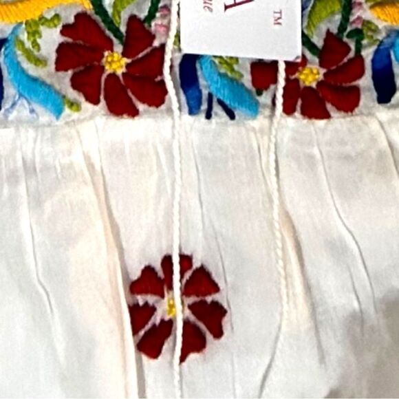 LA CERA | NWT Women's 3/4 Sleeve Embroidered Peasant top White Size S Retail $98 - Picture 3 of 9